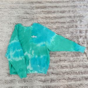 Large Billabong Crew